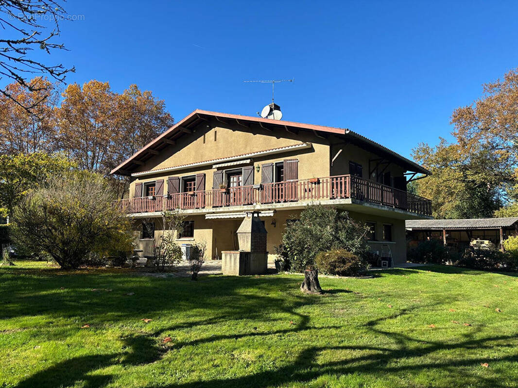 Maison à LESTELLE-DE-SAINT-MARTORY