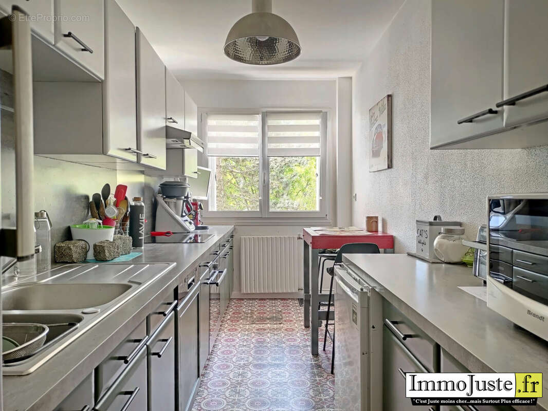 Appartement à MAGNY-LES-HAMEAUX