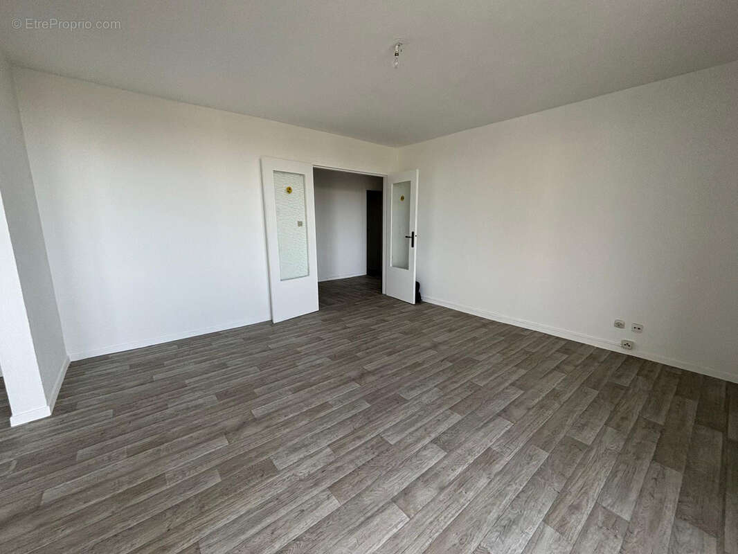 Appartement à PORT-DE-BOUC