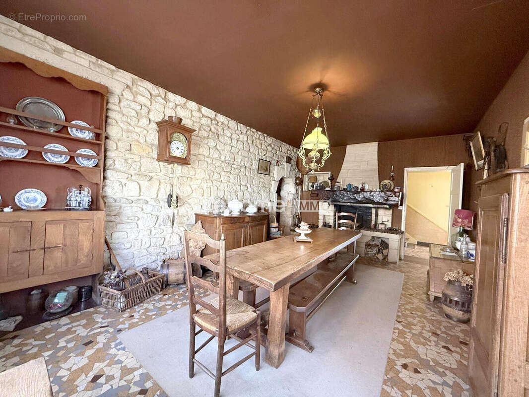 Maison 179 m² à Rosel  - photo 2