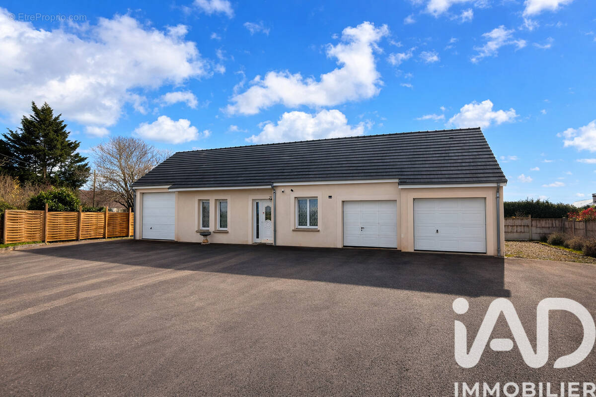 Photo 1 - Maison à VARENNES-LES-NARCY