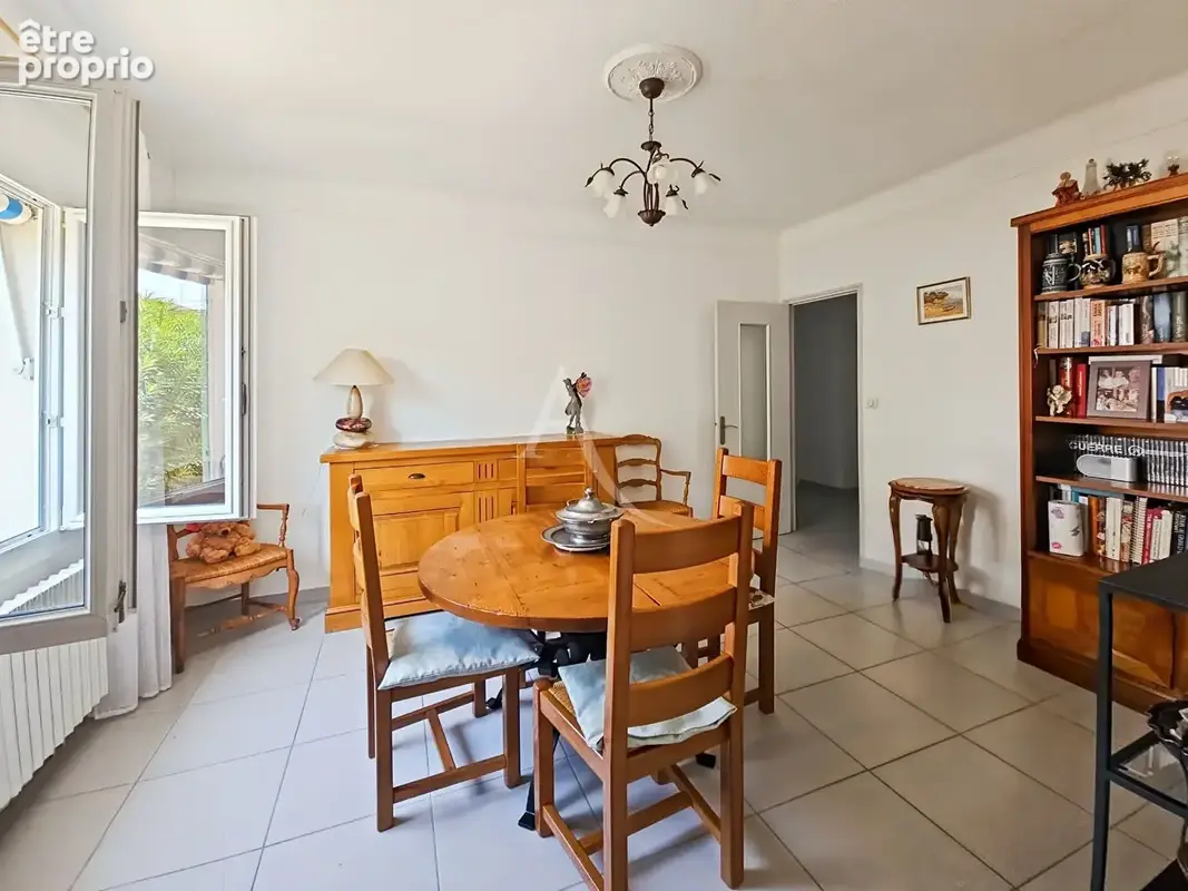 LE PRADET Maison T4 + T2 indépendante à pied du centre ville et des plages ! - photo 5