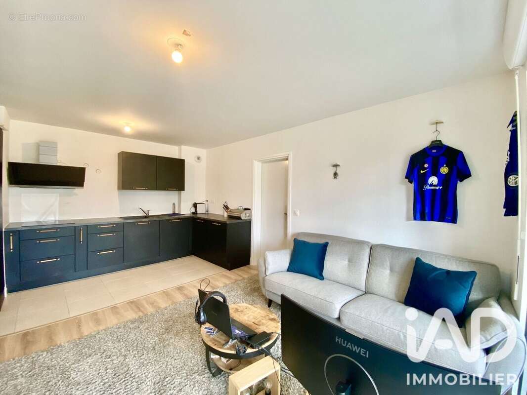 Photo 4 - Appartement à BUSSY-SAINT-GEORGES