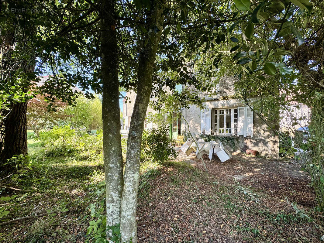 Maison à COULOMMIERS