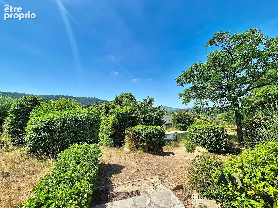 Le Castellet - Authentique bastide provençale en pierre de plain-pied avec vue panoramique - photo 15