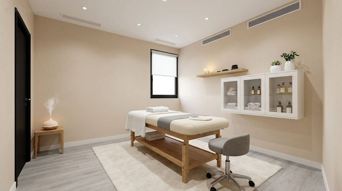 Commerce à LEGUEVIN