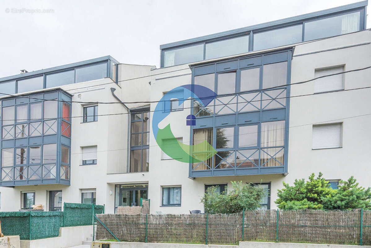 Appartement à EPINAY-SUR-ORGE