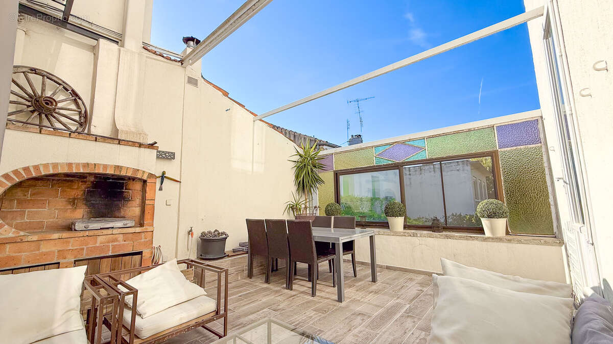 Orange   Élégante maison de maître en pierre avec studio indépendant, garage et terrasses - photo 10