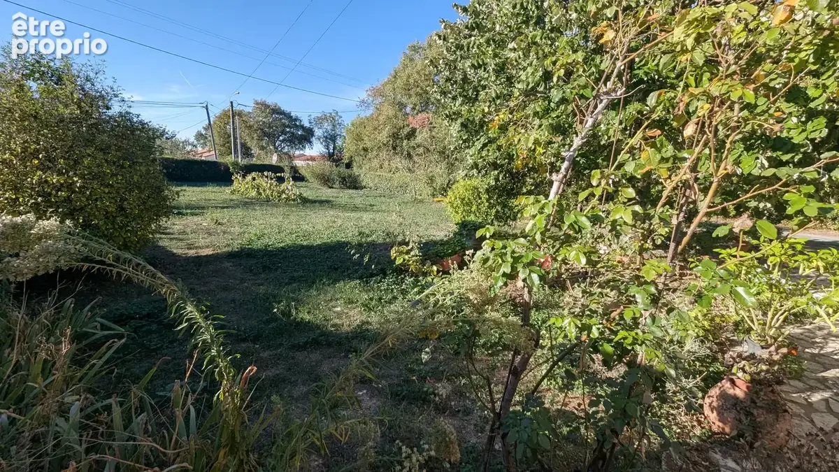 Fors maison pierres a rafraichir ref 1114 - photo 12