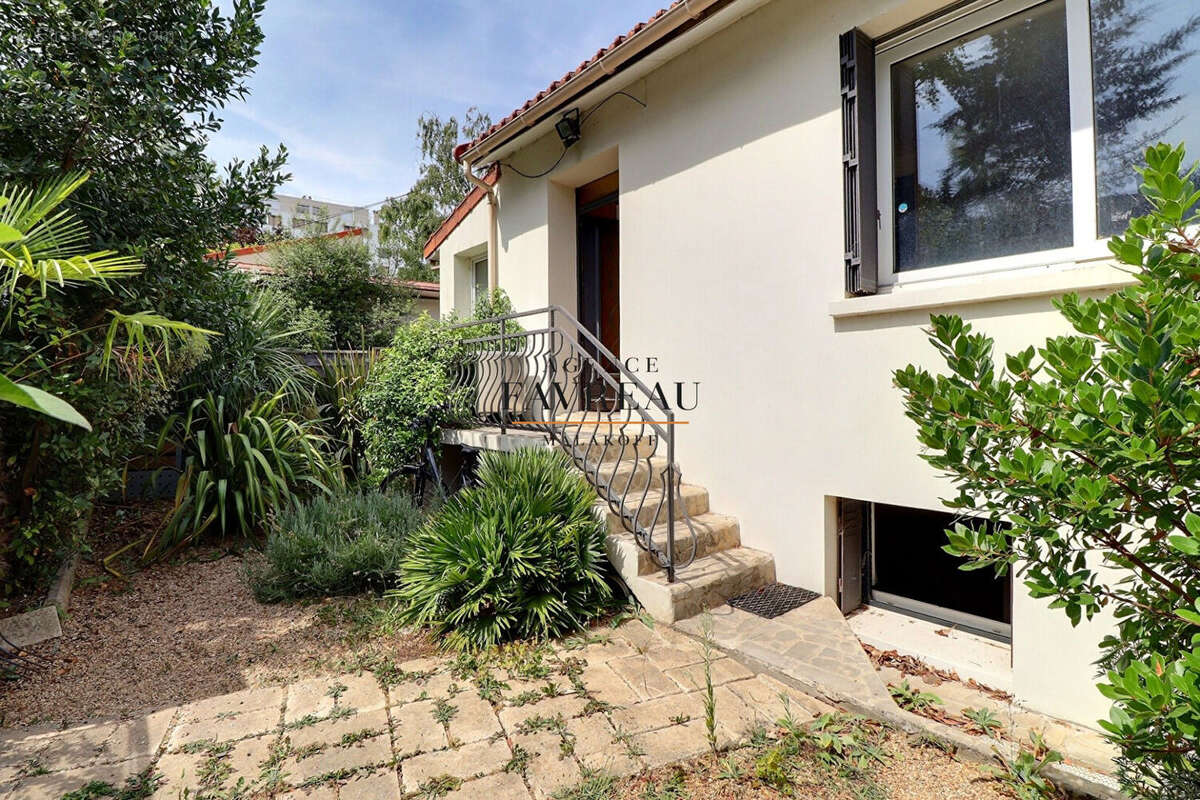 Malakoff , Maison avec jardin au calme d'une impasse privée - photo 13