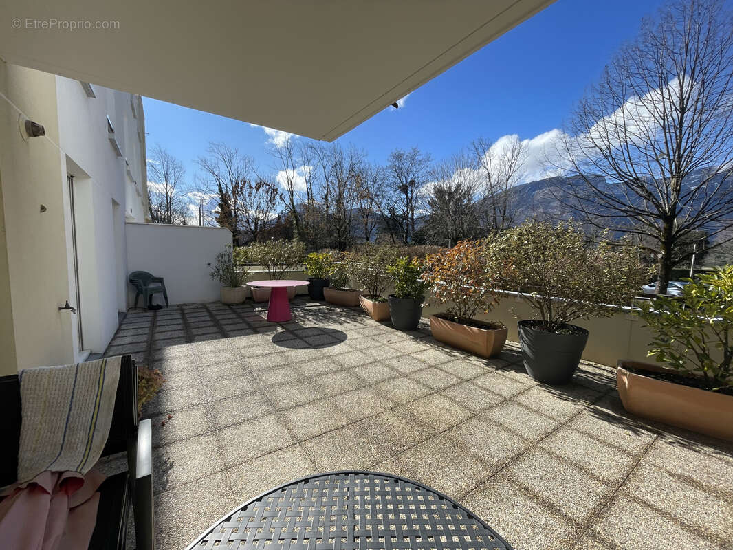 Appartement à SAINT-EGREVE