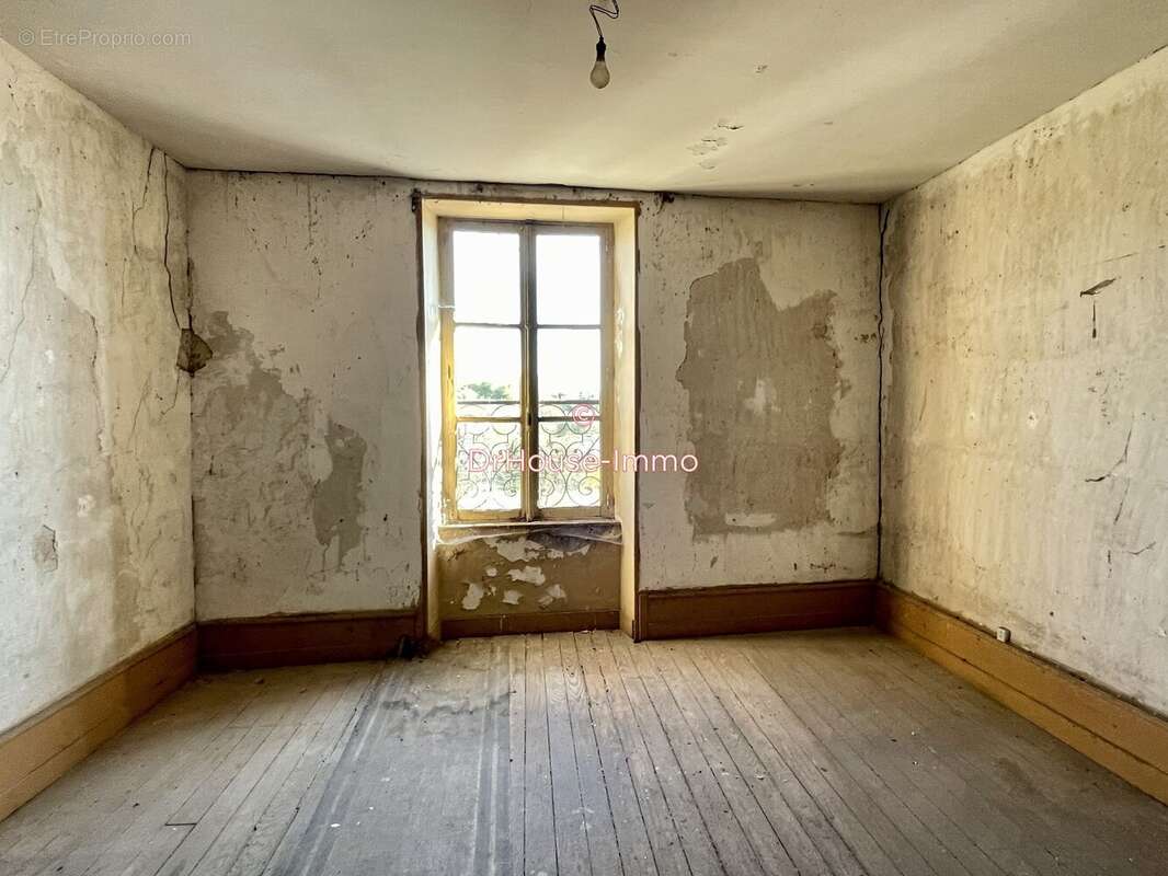 Maison 80 m² à Monthureux-Sur-Saone  - photo 5