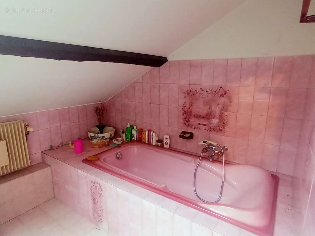 Maison à SAINT-NIZIER-SOUS-CHARLIEU