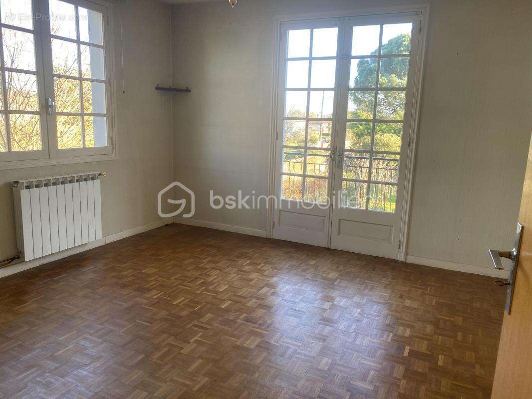 Maison à LABASTIDE-SAINT-GEORGES