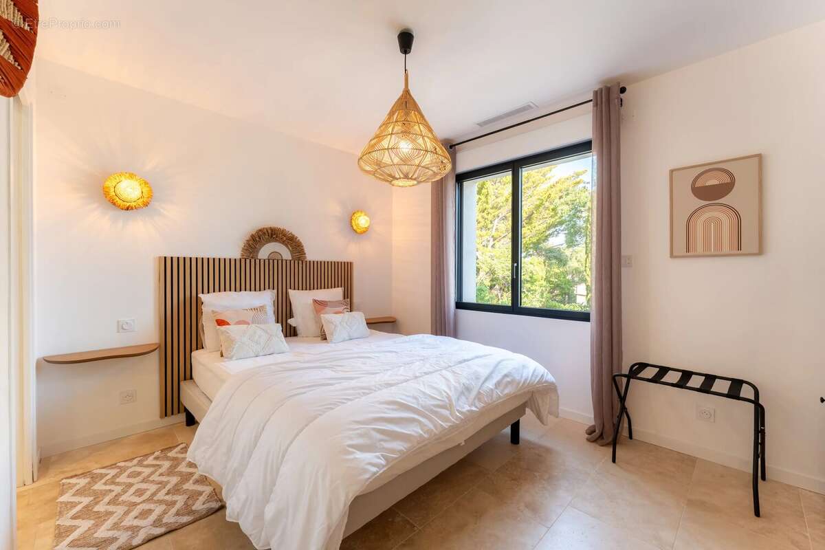 Maison à FREJUS
