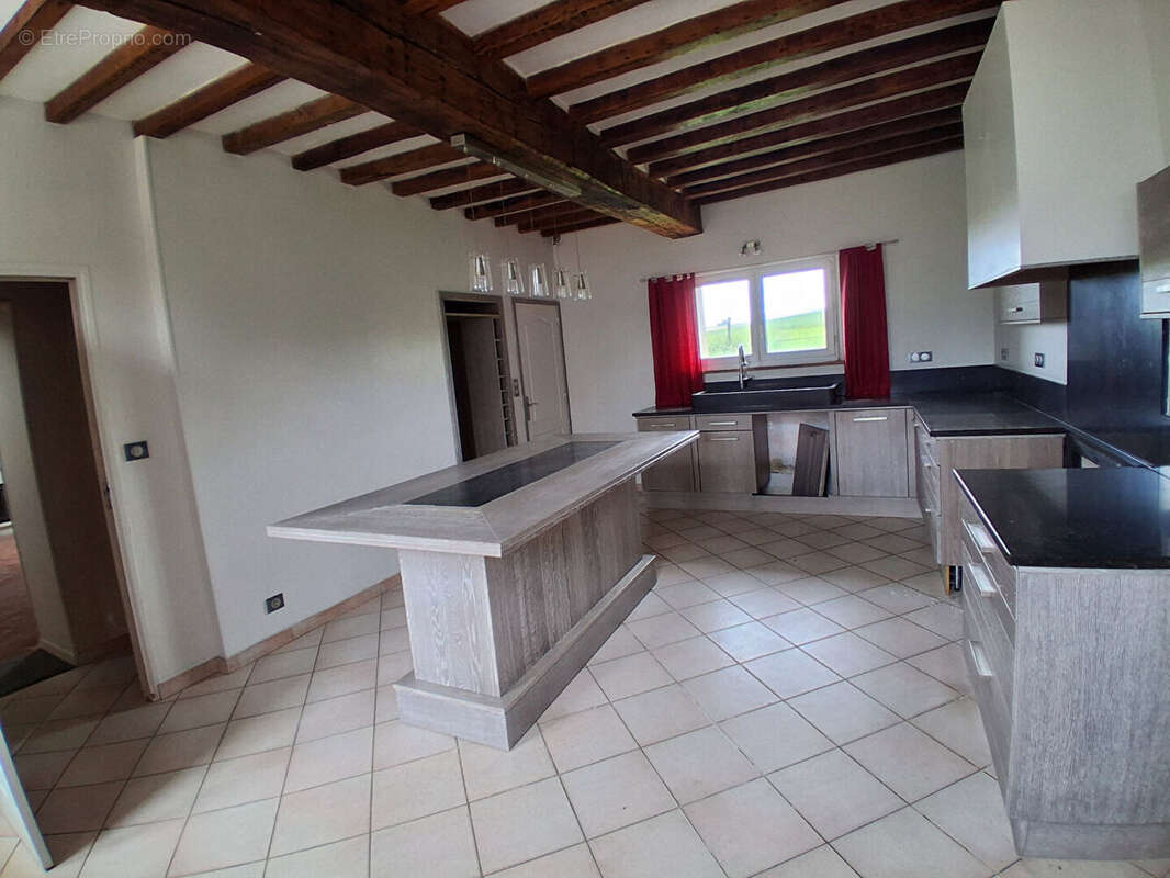 Maison à HOUSSET