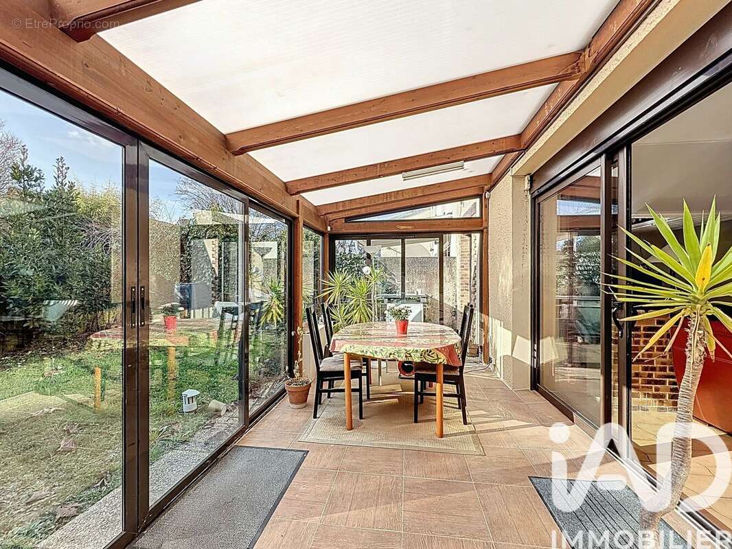 Photo 2 - Maison à MENUCOURT