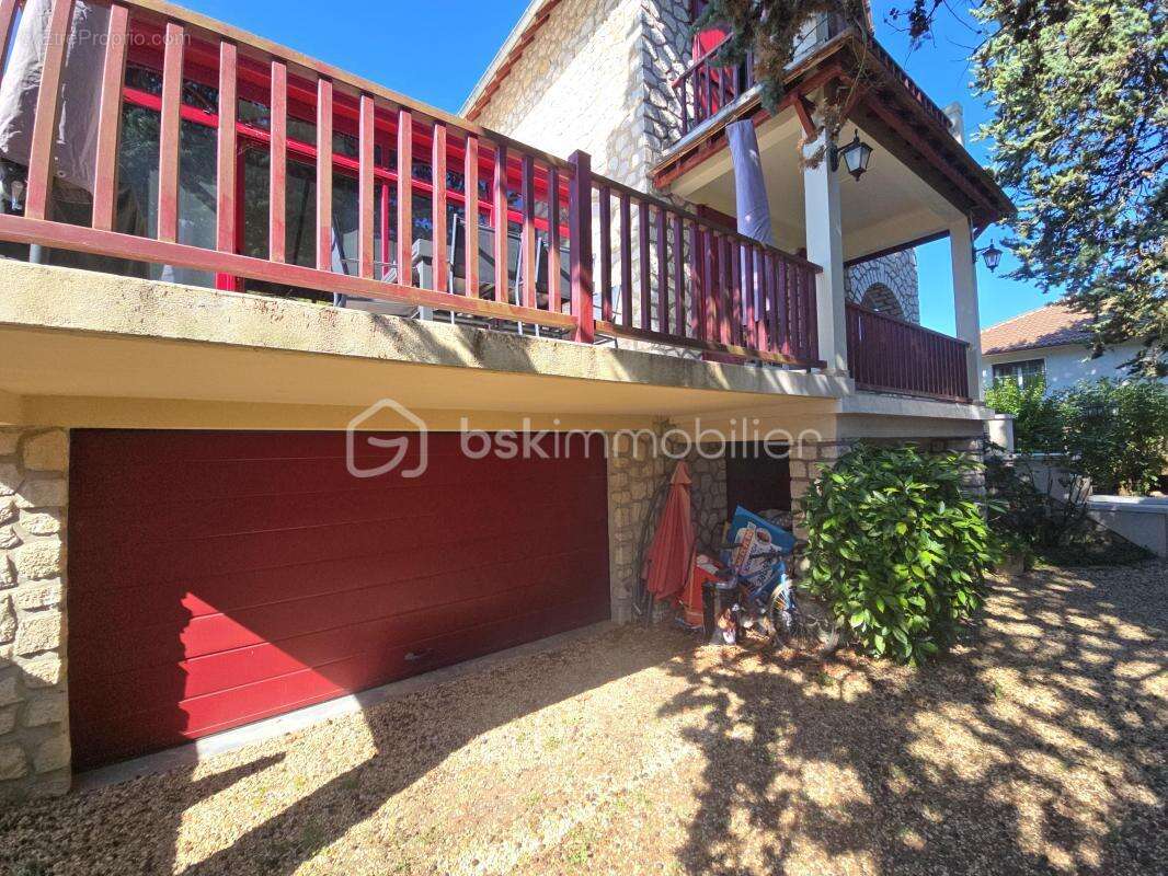 Maison à COURLON-SUR-YONNE