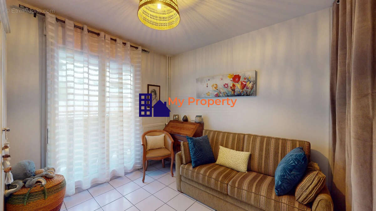 Appartement à HOUILLES