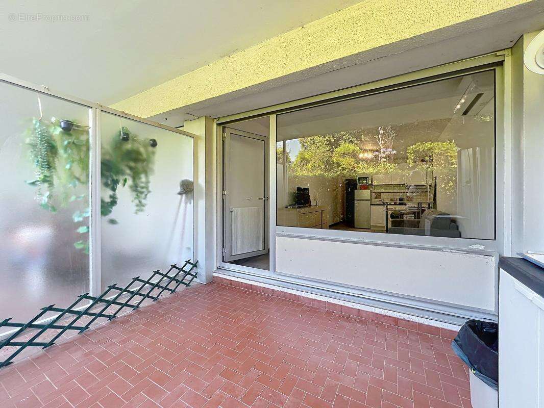 Studio en rez-de-terrasse proche plages et commerces - photo 8