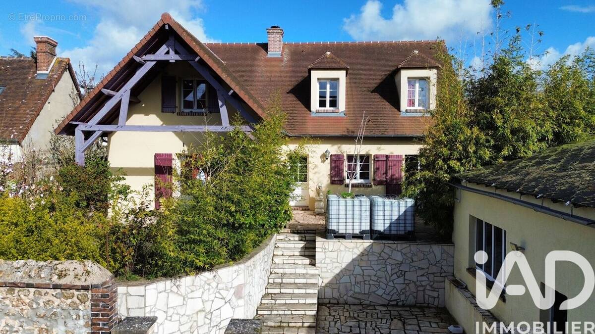 Photo 1 - Maison à COURVILLE-SUR-EURE