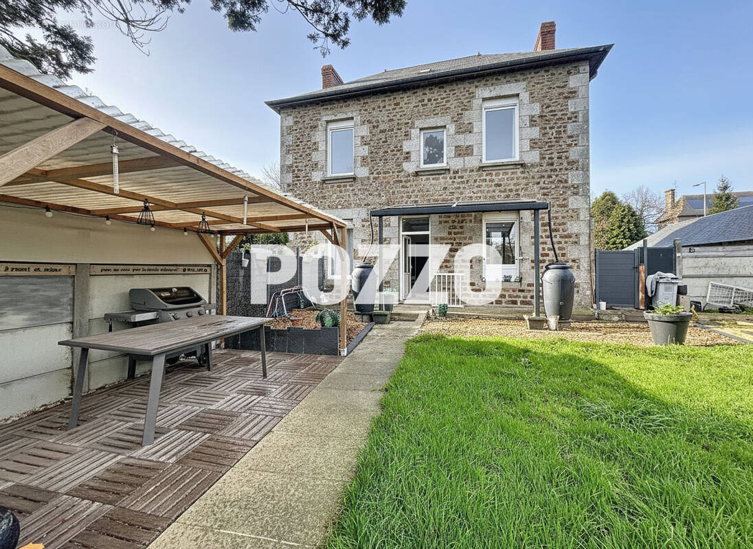 Maison à LE TEILLEUL