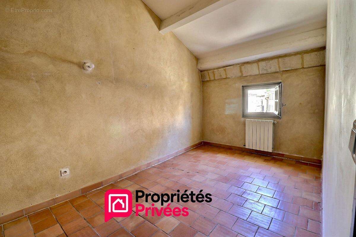Uzès centre ville, Appartement T3 - photo 6