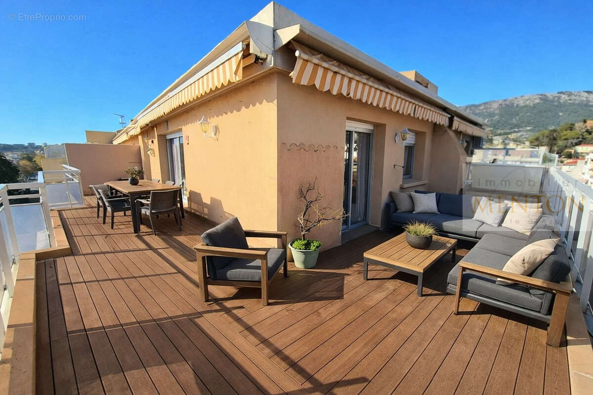 Appartement à MENTON