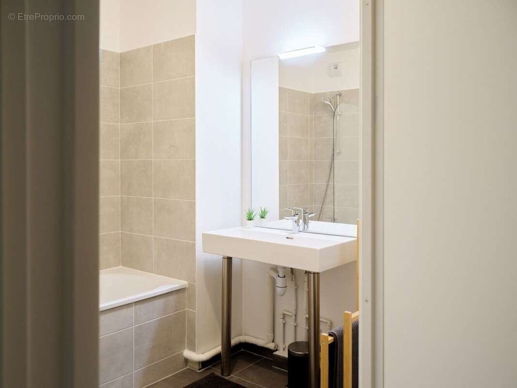 Photo 7 - Appartement à LE BLANC-MESNIL