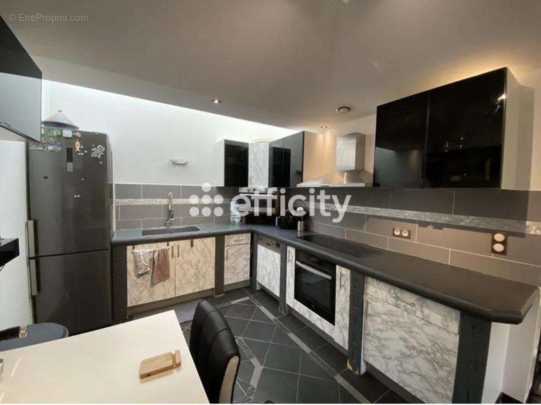 Appartement à VILLEMOMBLE