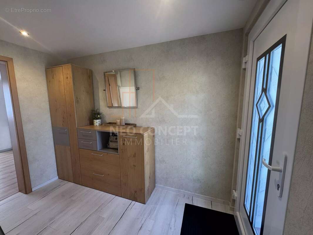 Ensemble immobilier de 219 m² à Forstfeld - photo 15
