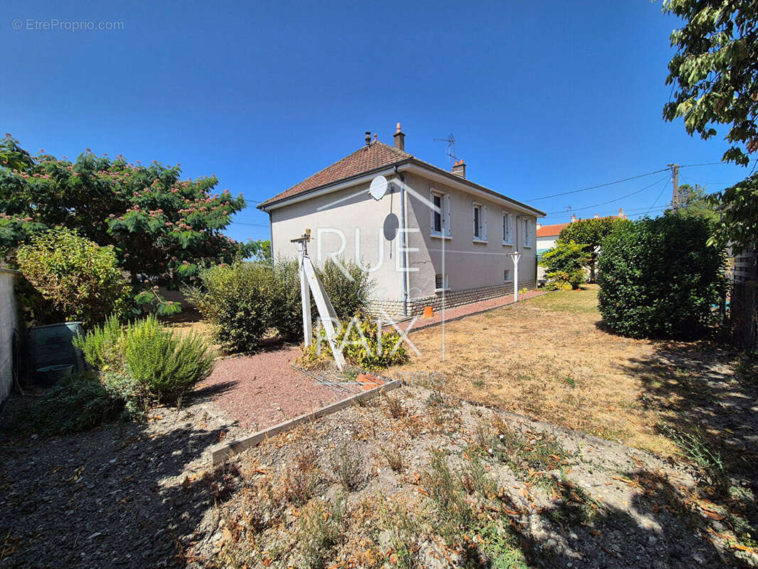 Maison Loudun 4 pièce(s) 84 m2 - photo 3