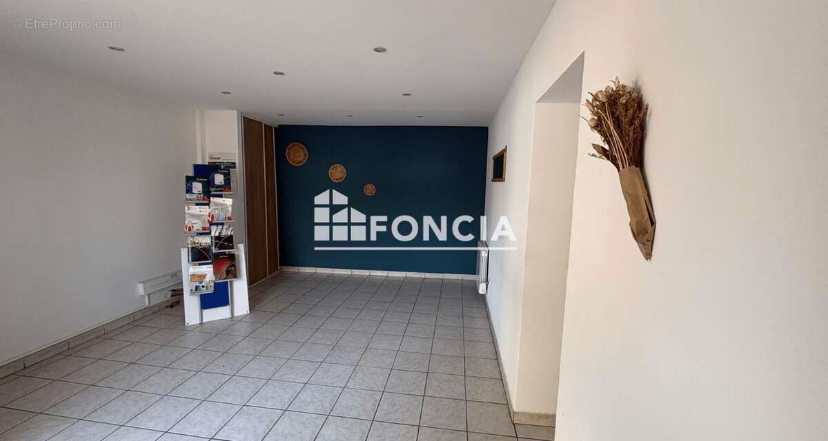 Local commercial de 32 m2 - Emplacement stratégique Uzès - photo 3