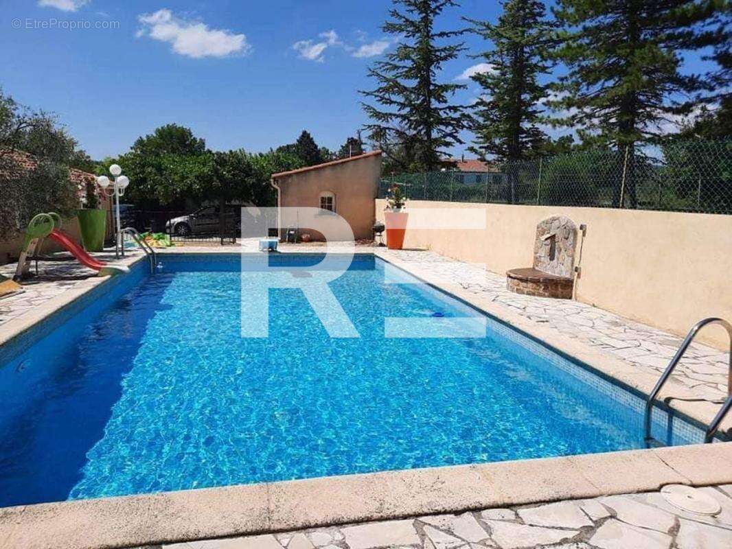 Maison à SAINT-PRIVAT-DES-VIEUX