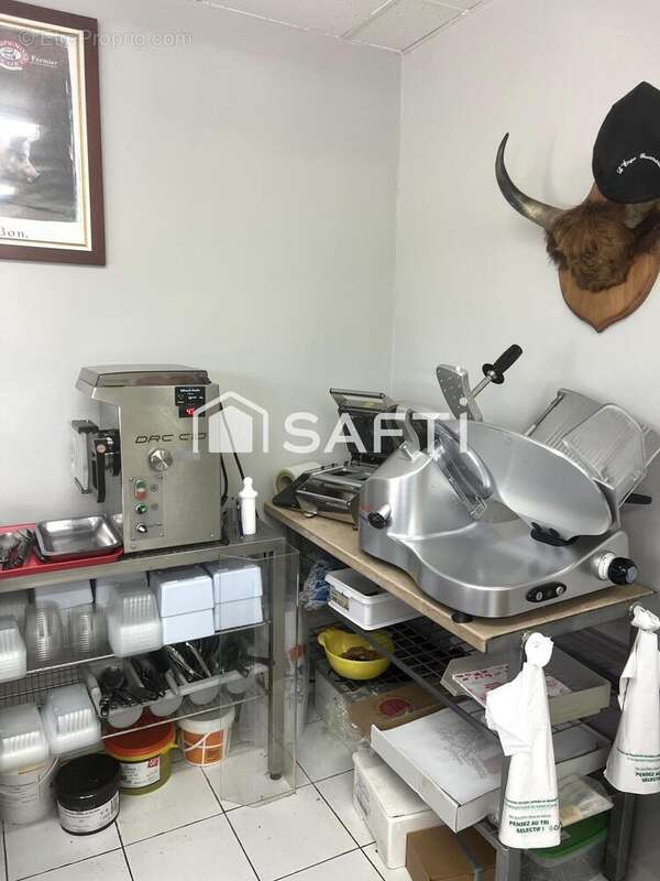 Photo 3 - Commerce à MIRABEAU