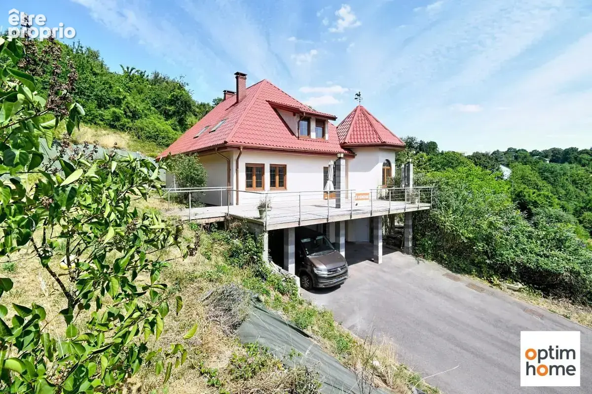 Tres belle maison individuelle - 4 chambres - 2 salles de bain - 2 garages - terrain de 25 ares - photo 2