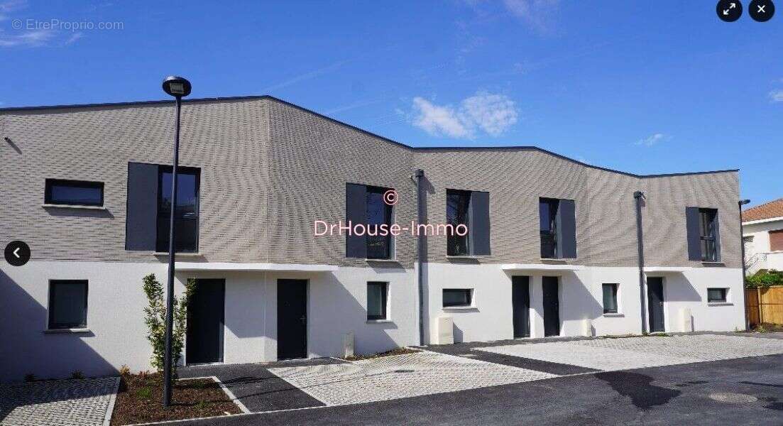 Maison à VILLENAVE-D'ORNON