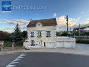 Appartement à JUZIERS