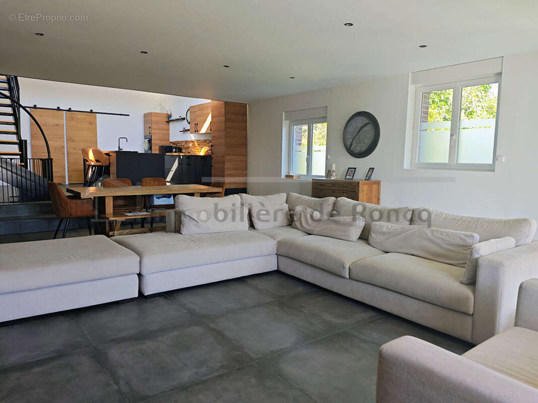Maison esprit  loft de 130 m² - photo 2