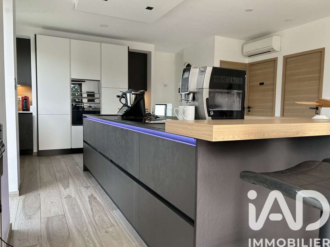 Photo 4 - Maison à COMMUNAY