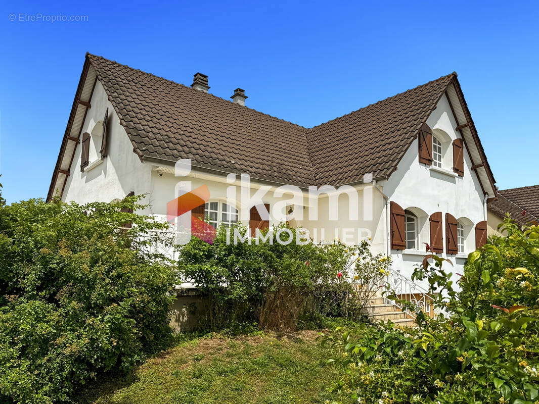 Maison à SENS
