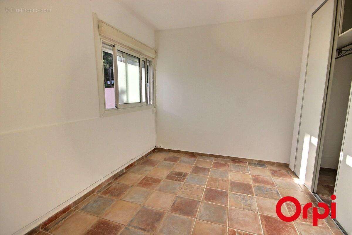 Appartement à MARSEILLE-11E
