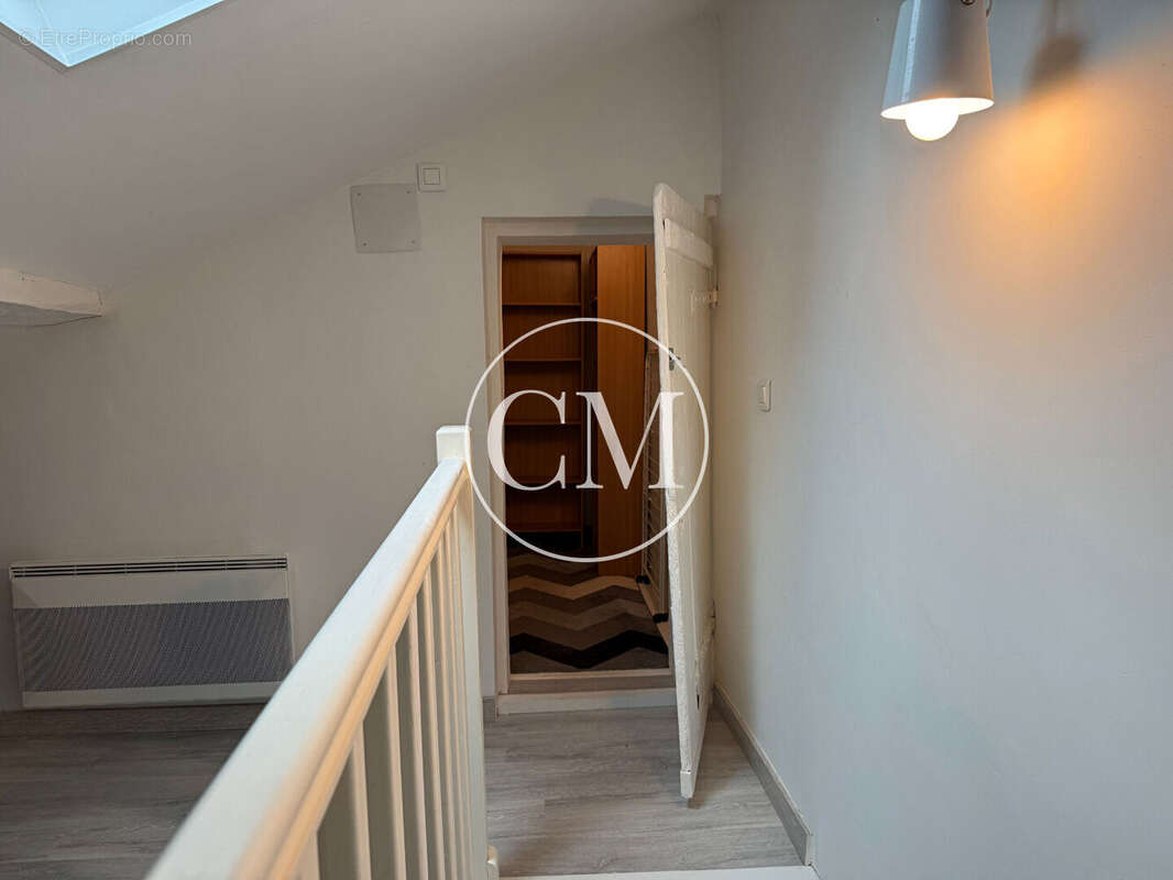 Appartement à VERSAILLES
