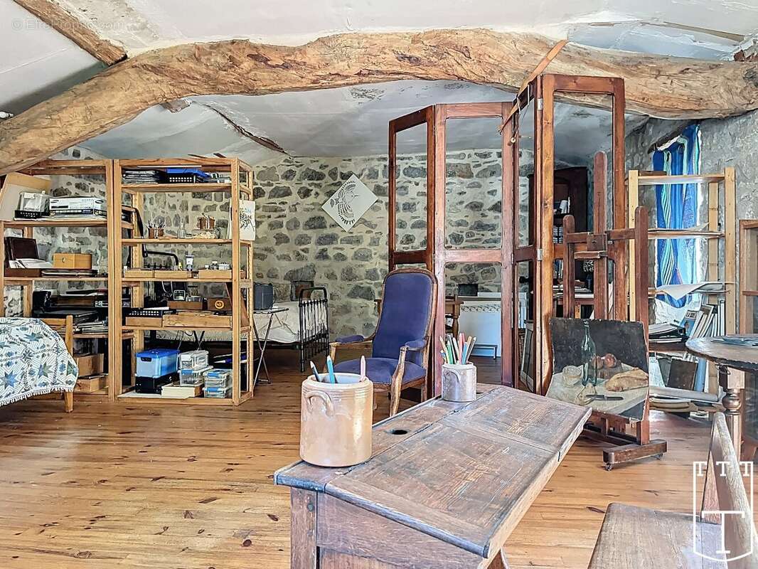 100% charme avec cette bâtisse + 1 dépendance [sud Ardèche] - photo 21