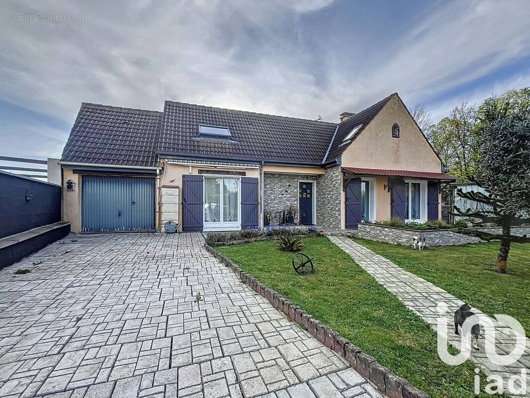 Photo 1 - Maison à NARGIS