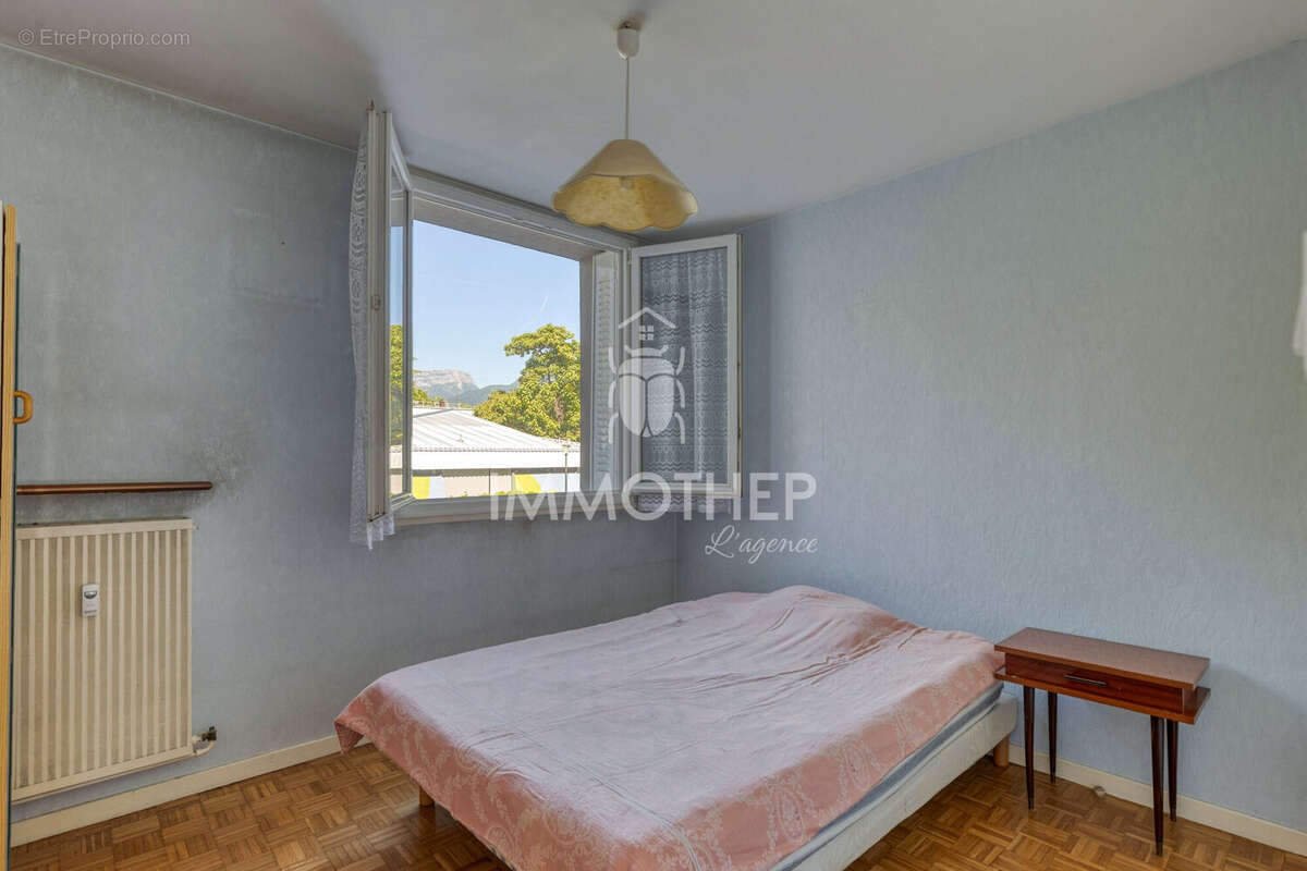 Appartement à SAINT-MARTIN-D'HERES