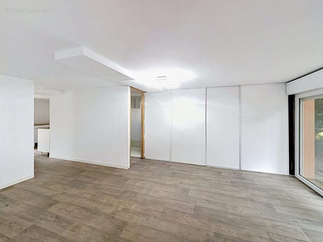 Maison 249 m² à Montauban  - photo 4