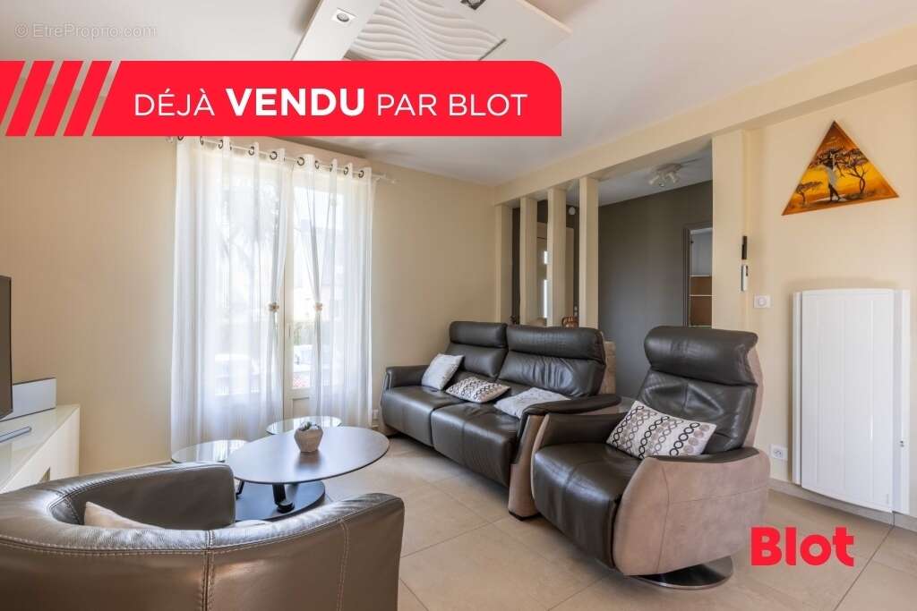 Maison 113 m² à Montreuil-Le-Gast  - photo 2