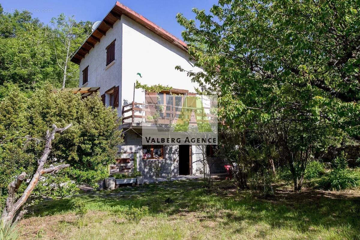 Maison à GUILLAUMES