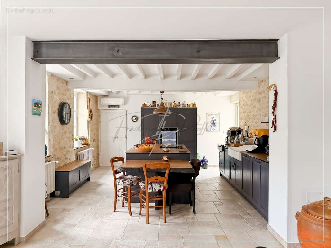 Longère 8 pièces 175M2 charme et modernité - photo 6